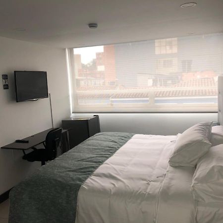 Hotel Serenity Corferias 보고타 외부 사진